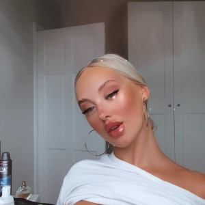 Video by rhiannonblue published on April 4,2023 05:16:00 - BestThots