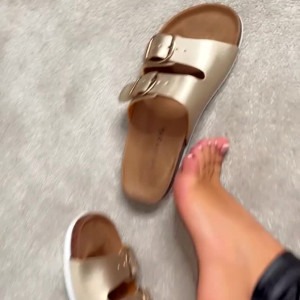 Video by rhiannonblue published on April 15,2023 20:53:00 - BestThots