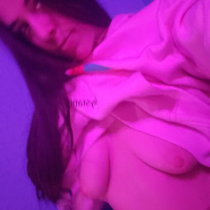 Video by softgothwaifu published on August 18,2023 12:36:22 - BestThots