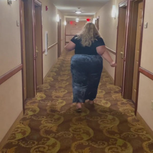 Video by lisaloussbbw published on April 24,2023 21:44:00 - BestThots