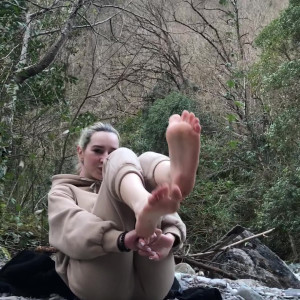 emily_sweet_feet2 #5332534