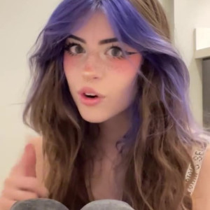 Video by hannahowo published on April 6,2023 20:12:00 - BestThots