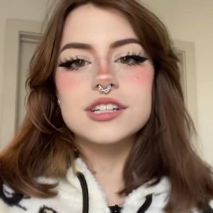 Video by hannahowo published on April 20,2023 06:54:00 - BestThots