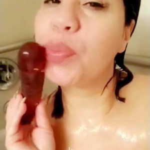 Video by queenroguexxx1 published on May 20,2023 02:11:00 - BestThots