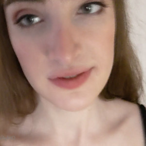 naughtylips14 #3926999
