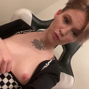 Video by baileyxskyesx published on April 3,2023 00:06:00 - BestThots