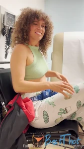 Video by vibewithmommy published on January 26,2025 23:02:07 - BestThots