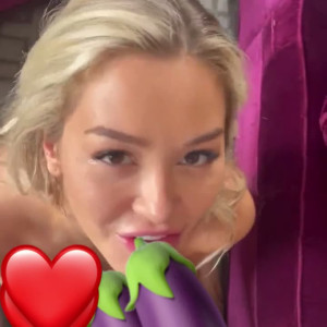 Video by heidigreytv published on May 27,2023 00:59:00 - BestThots