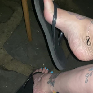 Video by sweetesthangsfeet published on April 29,2023 13:38:00 - BestThots