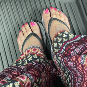 Video by sweetesthangsfeet published on March 5,2023 13:41:00 - BestThots