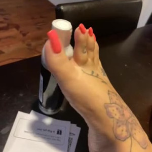 Video by sweetesthangsfeet published on April 21,2023 16:08:00 - BestThots