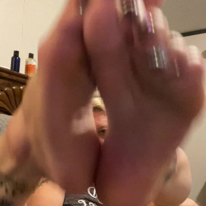 Video by sweetesthangsfeet published on April 23,2023 18:08:00 - BestThots