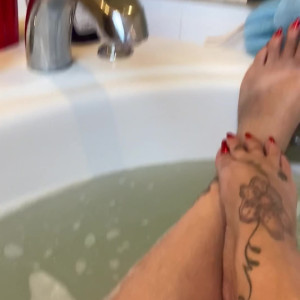 Video by sweetesthangsfeet published on June 28,2023 20:30:00 - BestThots