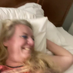 Video by sweetesthangsfeet published on April 4,2023 23:33:00 - BestThots