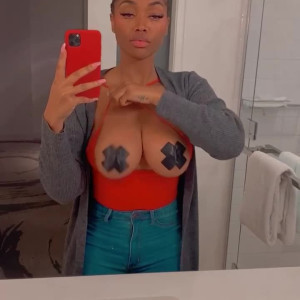 Video by brazilianebony published on June 13,2023 15:15:00 - BestThots