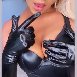morganhollymoore #5863489