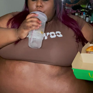 Video by ssbbwerotika published on April 6,2023 14:23:00 - BestThots