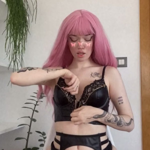 Video by narumibunni published on April 24,2023 15:53:00 - BestThots