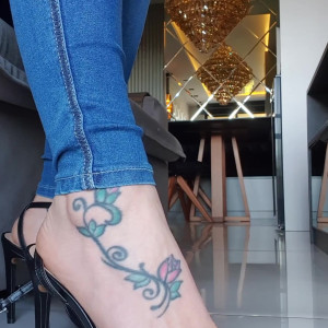Video by loirafeet published on June 27,2023 10:13:00 - BestThots
