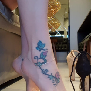 Video by loirafeet published on April 27,2023 13:06:00 - BestThots