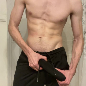 Video by frenchhugecock published on January 12,2024 18:13:25 - BestThots