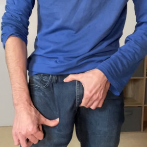 Video by frenchhugecock published on January 12,2024 18:17:31 - BestThots