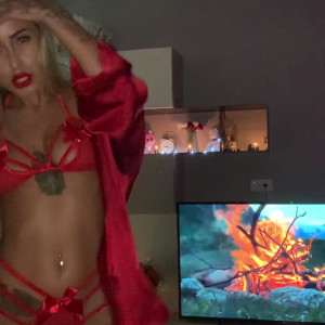 Video by laurabae_ published on April 18,2023 09:49:00 - BestThots