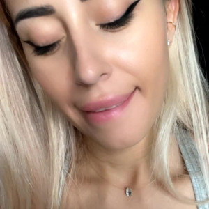 laurabae_ #5335576