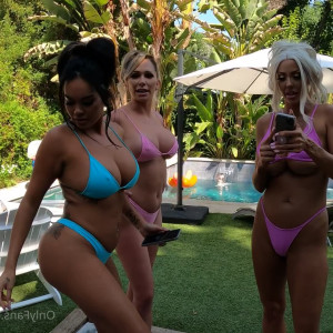 courtneytaylorxxx #5378830