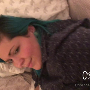 Video by cinnamonanarchy published on January 10,2024 06:15:22 - BestThots