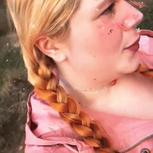 Video by underbust published on August 14,2023 04:54:00 - BestThots
