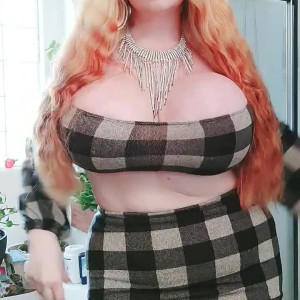 Video by underbust published on August 16,2023 04:50:00 - BestThots