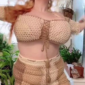 Video by underbust published on August 5,2023 04:55:00 - BestThots