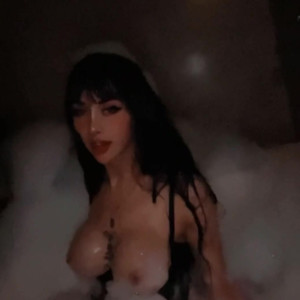 Video by shunli_mei published on May 16,2023 16:14:00 - BestThots