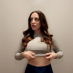 Video by scarlett_rae3 published on July 22,2023 10:35:00 - BestThots