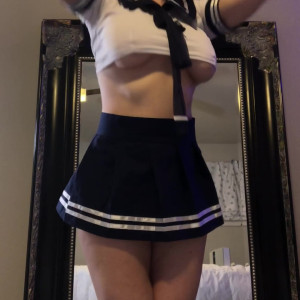 Video by scarlett_rae3 published on March 3,2023 21:33:00 - BestThots
