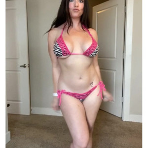 Video by scarlett_rae3 published on April 18,2023 01:42:00 - BestThots