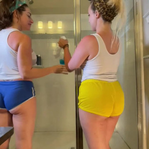 Video by scarlett_rae3 published on July 27,2023 14:32:00 - BestThots