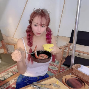 Video by naomiiichannel published on April 21,2023 23:44:00 - BestThots