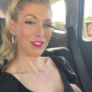 Video by hollyhotwife published on March 29,2023 07:28:00 - BestThots