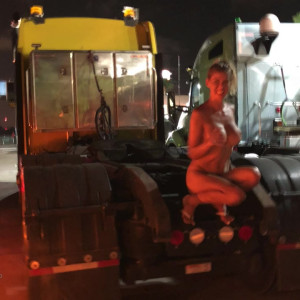 Video by hollyhotwife published on March 31,2023 01:06:00 - BestThots