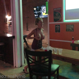 Video by hollyhotwife published on March 16,2023 02:37:00 - BestThots