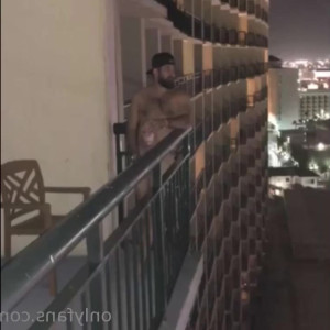 Video by hollyhotwife published on March 21,2023 18:52:00 - BestThots