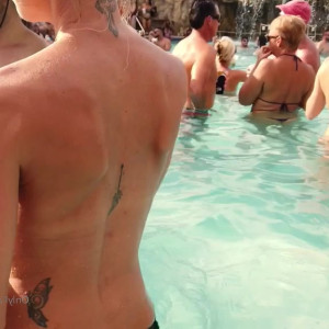 Video by hollyhotwife published on April 10,2023 20:09:00 - BestThots