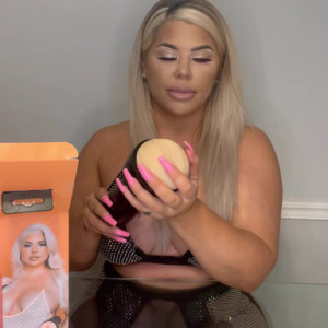 Video by ashleybarbiefans published on April 11,2023 02:04:00 - BestThots