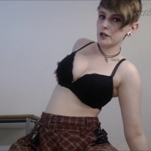 Video by pixiegirlcamxxx published on March 24,2023 19:47:00 - BestThots