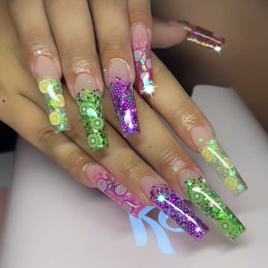 Video by rose_la_reine published on April 24,2023 02:40:00 - BestThots