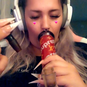 Video by rose_la_reine published on April 13,2023 00:45:00 - BestThots