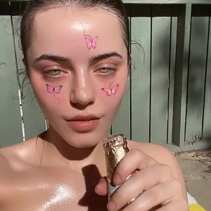 Video by kyliexquinn published on March 17,2023 00:56:00 - BestThots