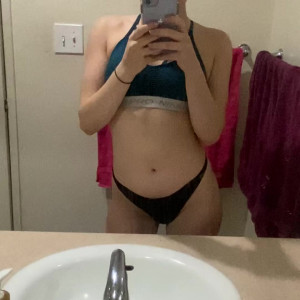 Video by kyliexquinn published on April 6,2023 04:19:00 - BestThots